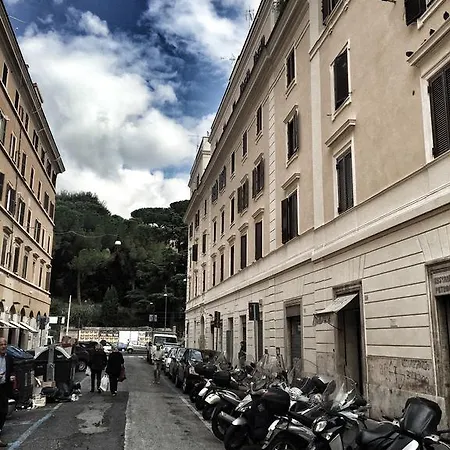 Casa Vacanze Sena Daire Roma